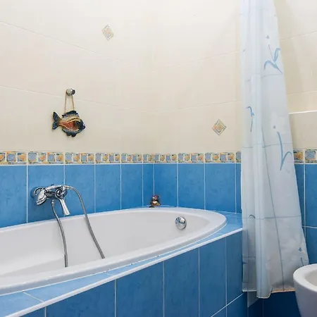 Apartment Apartment Muliavina